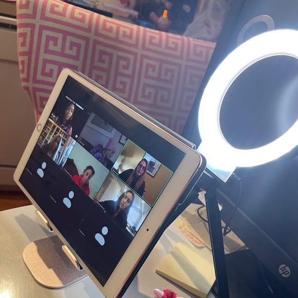 Posh N’ Sip: Poshmark Turns 9 Edition - Picture 3 of 4